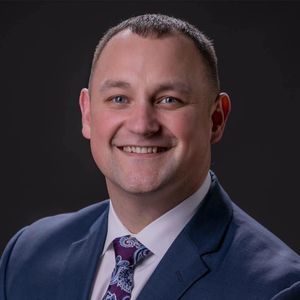 Meet your Posher, Earl